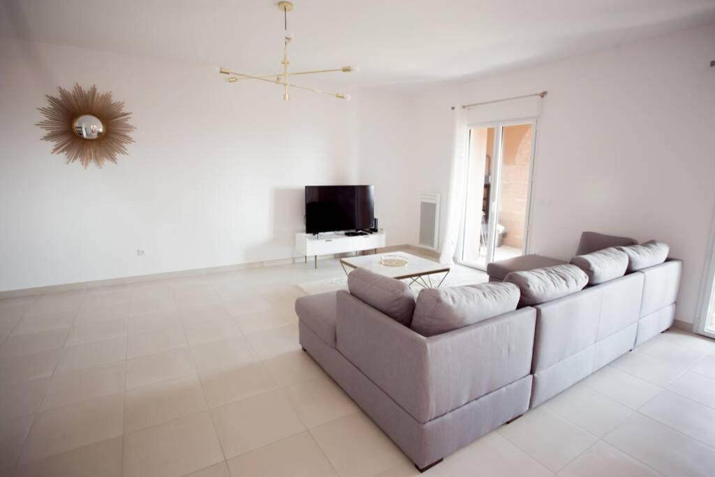 Magnifique Appartement Avec Vue Imprenable Ла-Лонд-ле-Мор Екстер'єр фото